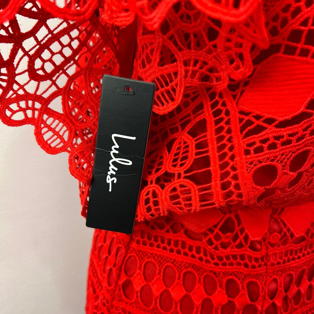 NWT Lulus First Kiss Red Floral Lace Kaftan Sleeve Sheath Cocktail Dress M NEW - Picture 5 of 10